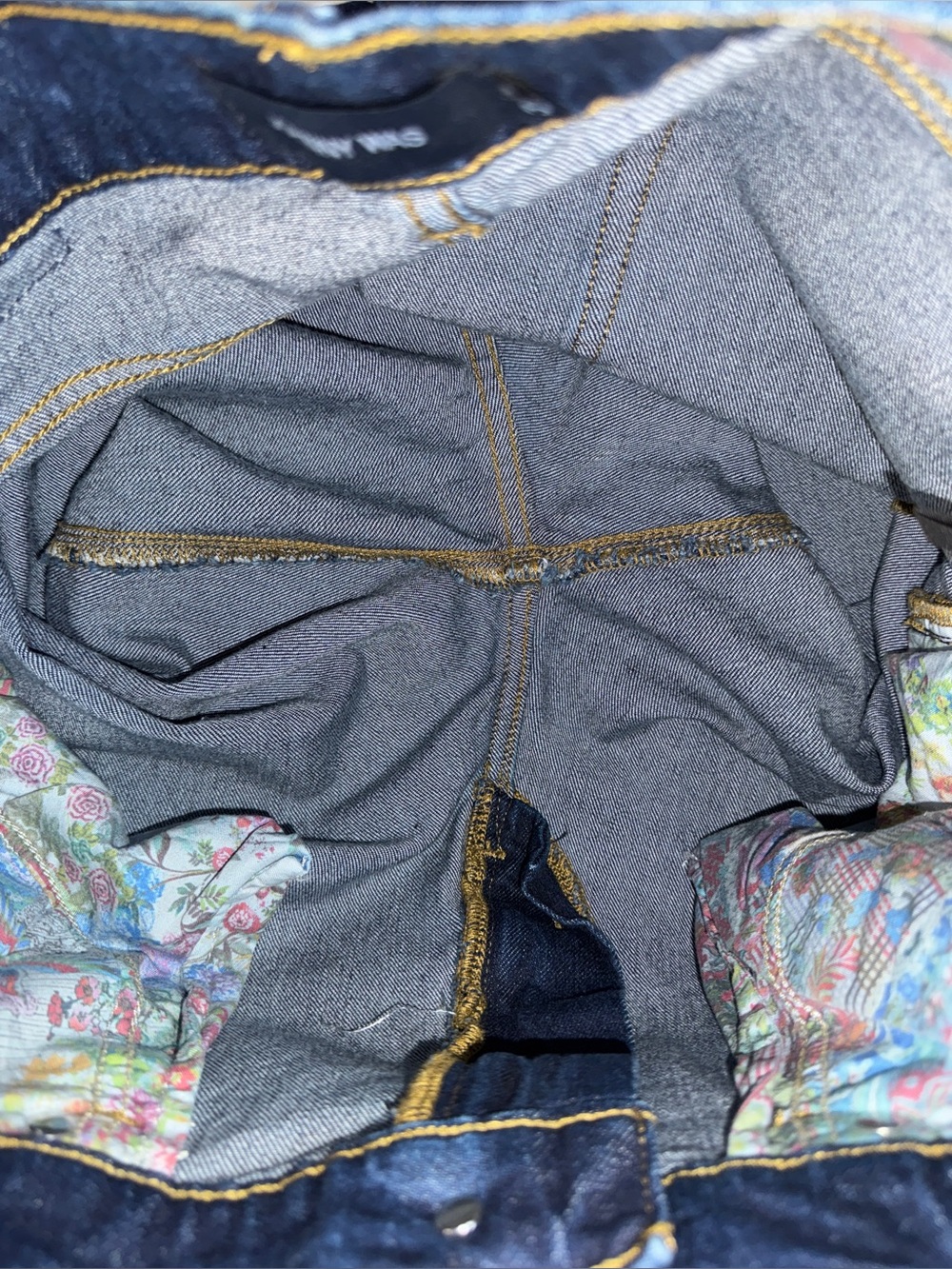 Johnny Was Marseille Baby Boot Jeans Cropped Raw Hem (31) - Picture 13 of 17